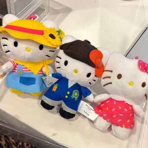 Hello Kitty Plush Danglers